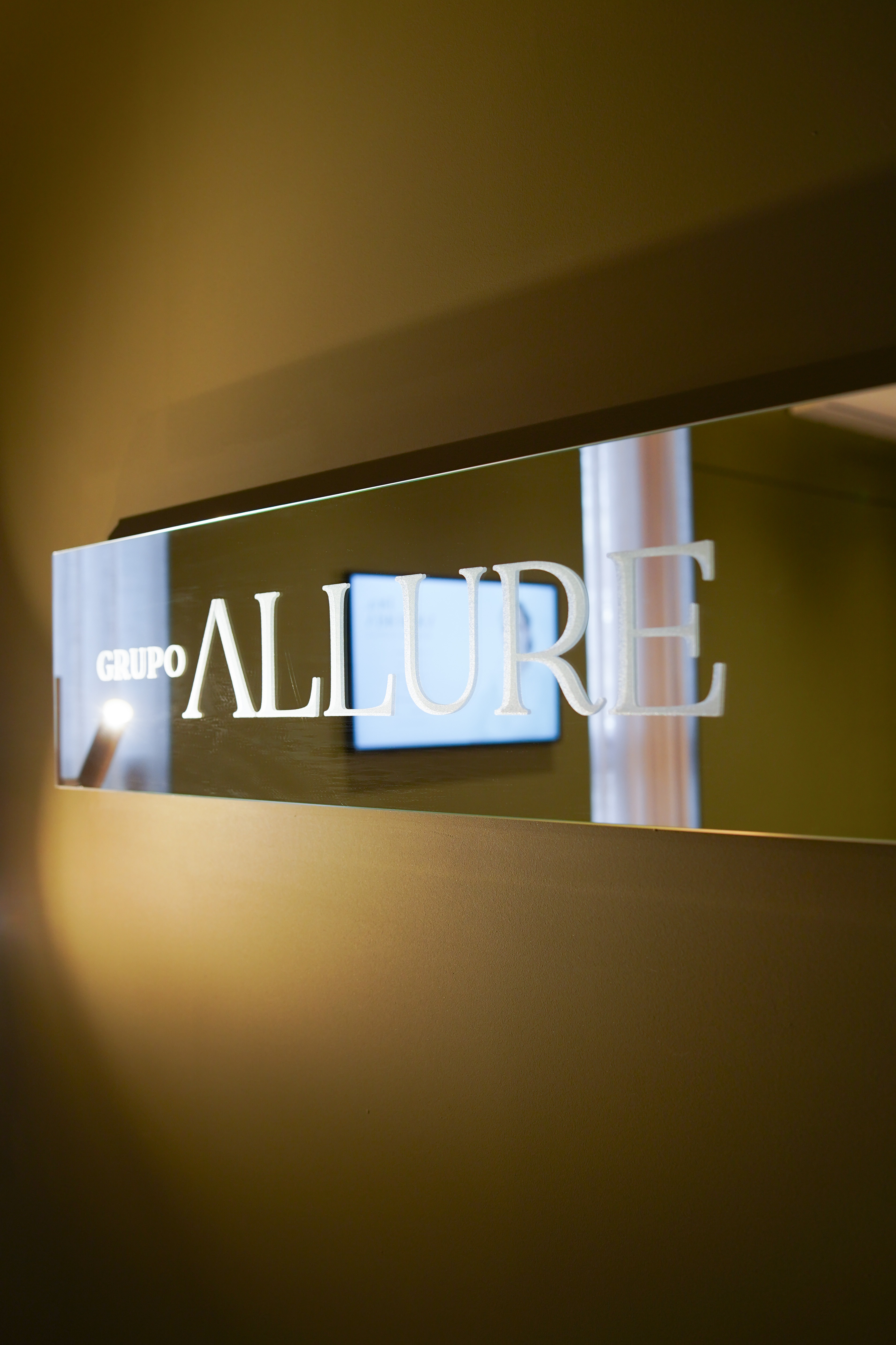 Aplicações da marca Grupo Allure